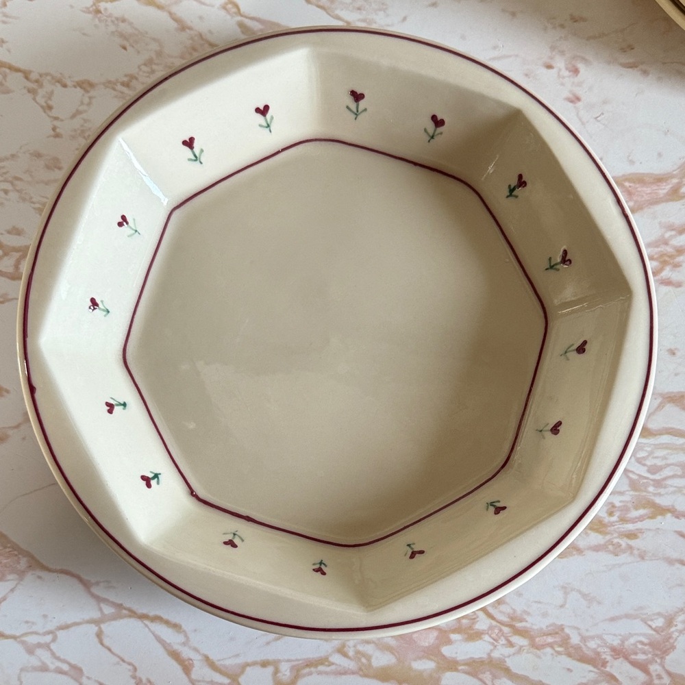 Vintage pie dish
